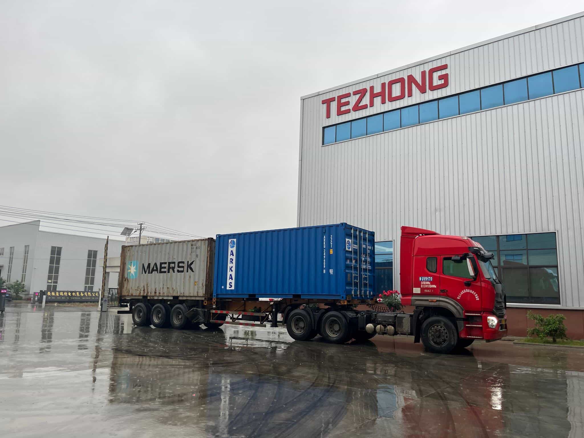 TeZhong Machinery entrega con éxito hincadores de pilotes solares avanzados a clientes globales